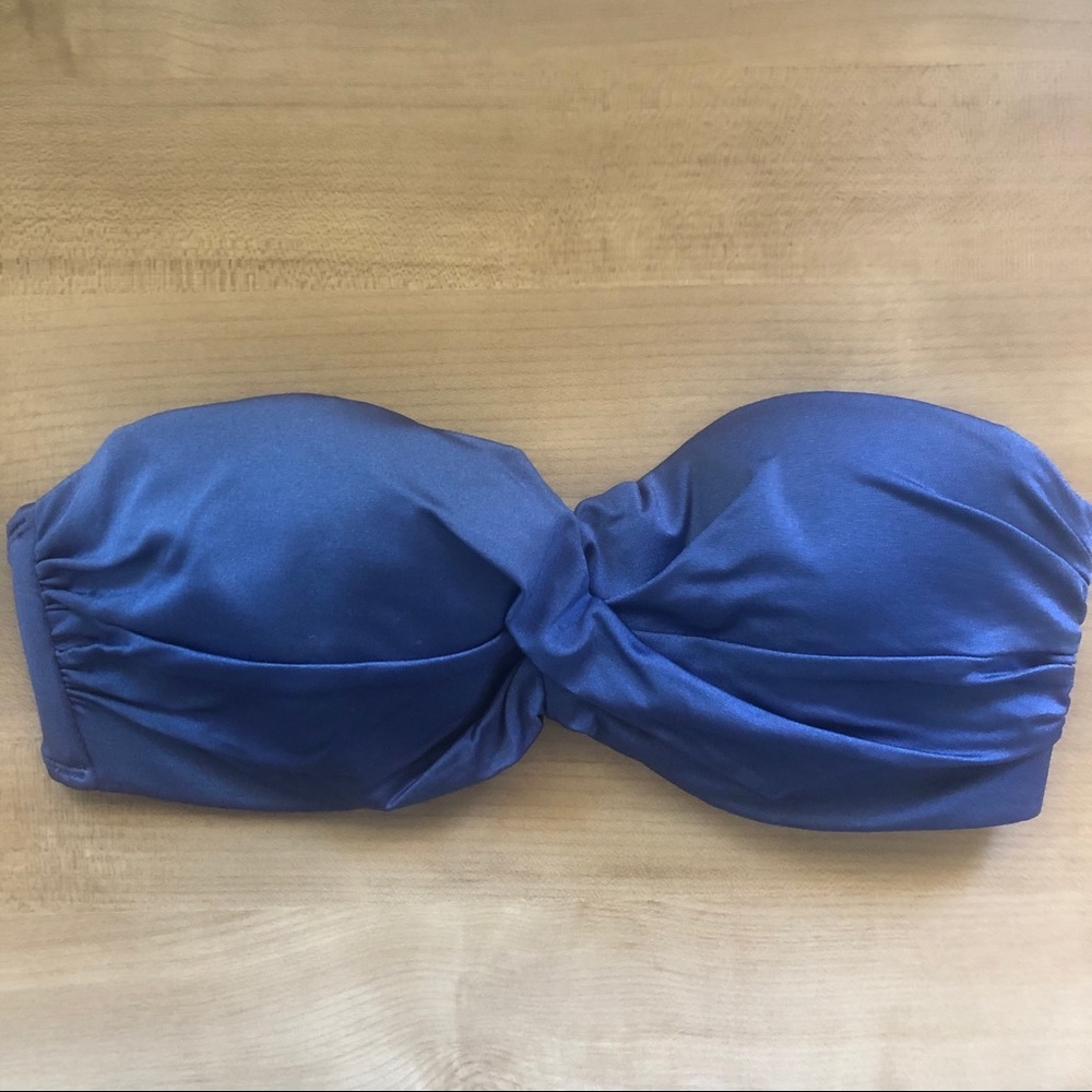 Victoria’s Secret Blue Strapless Bikini Top